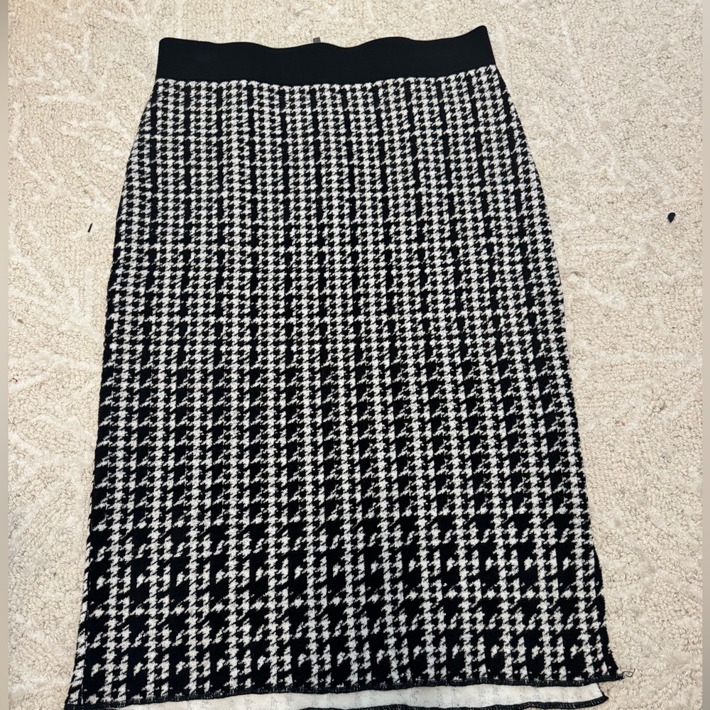 TED BAKER Atlassy houndstooth jacquard midi skirt size 2 (medium) - Picture 4 of 10